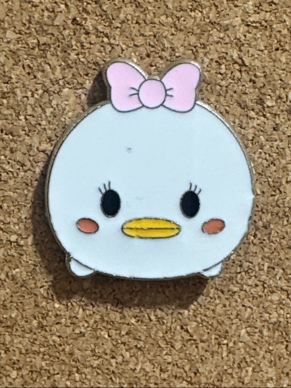 5/$25 Disney Daisy Duck Tsum Tsum‎ Pin